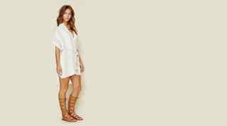 Rachel Cook feet photo thumbnail