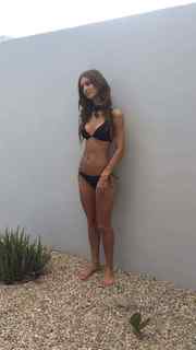 Rachel Cook feet photo thumbnail