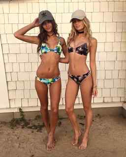 Rachel Cook feet photo thumbnail