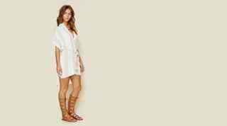Rachel Cook feet photo thumbnail