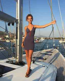 Rachel Cook feet photo thumbnail