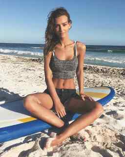 Rachel Cook feet photo thumbnail