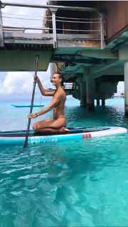 Rachel Cook feet photo thumbnail