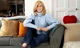 Kate Garraway feet photo thumbnail