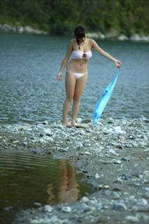 Ai Shinozaki feet photo thumbnail