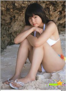 Ai Shinozaki feet photo thumbnail