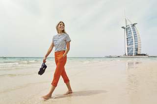 Gwyneth Paltrow feet photo thumbnail