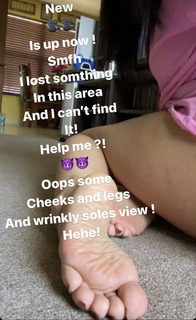Deedee Rican feet photo thumbnail