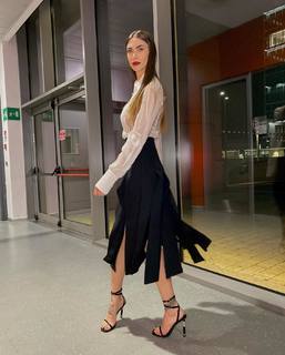 Melissa Satta feet photo thumbnail