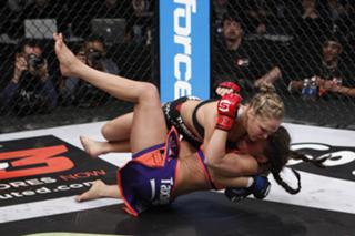 Miesha Tate feet photo thumbnail