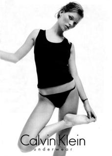 Kate Moss feet photo thumbnail