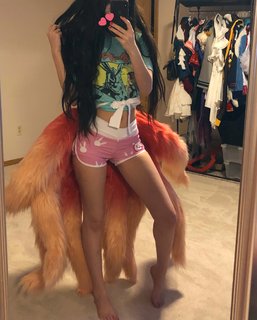 Emily 'Emiru' Schunk feet photo 4