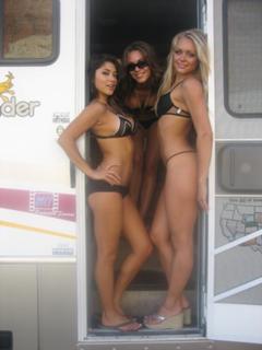 Arianny Celeste feet photo thumbnail