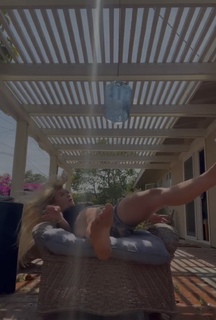 Katie Sigmond feet photo thumbnail