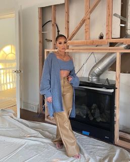 Adrienne Houghton feet photo thumbnail