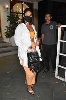 Ileana D'Cruz feet photo thumbnail
