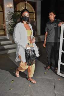 Ileana D'Cruz feet photo thumbnail