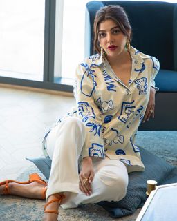Kajal Aggarwal feet photo thumbnail