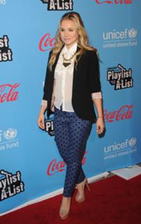 Kristen Bell feet photo thumbnail