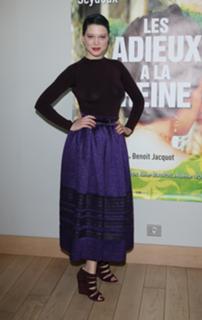 Léa Seydoux feet photo thumbnail