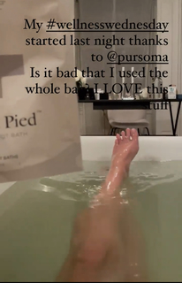 Gwyneth Paltrow feet photo thumbnail