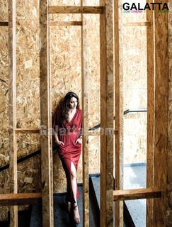 Trisha Krishnan feet photo thumbnail