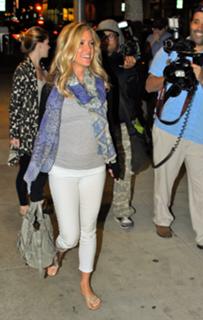 Kristin Cavallari feet photo thumbnail