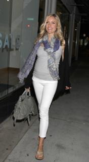 Kristin Cavallari feet photo thumbnail