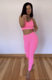 Katarzyna Cichopek feet photo thumbnail