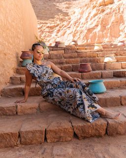 Alicia Keys feet photo thumbnail