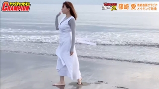 Ai Shinozaki feet photo thumbnail