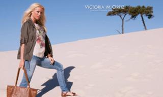 Nicole Neumann feet photo thumbnail