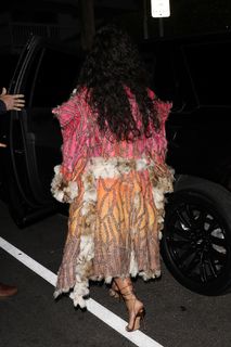 Rihanna feet photo thumbnail