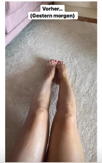 Daniela Katzenberger feet photo thumbnail