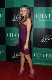 Carmen Electra feet photo thumbnail