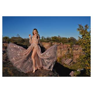 Shantel VanSanten feet photo thumbnail