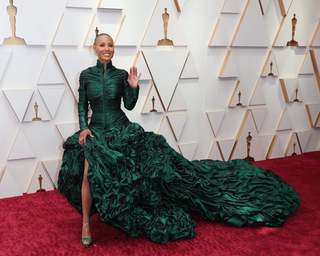 Jada Pinkett Smith feet photo 5