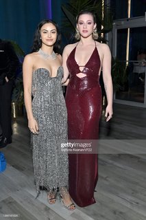 Camila Mendes feet photo thumbnail
