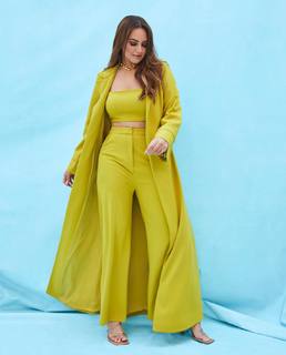 Sonakshi Sinha feet photo thumbnail