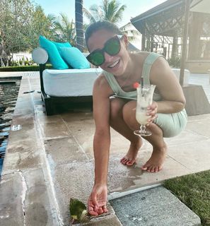 Frankie Bridge feet photo thumbnail