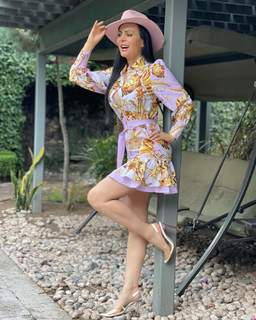 Maribel Guardia feet photo thumbnail