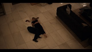Amanda Seyfried feet photo thumbnail