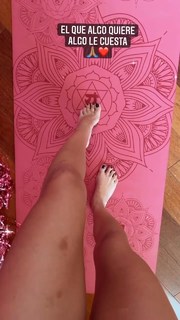 Cristina Pedroche feet photo thumbnail