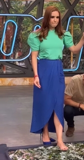 Tania Rincón feet photo thumbnail