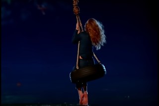 Mariah Carey feet photo thumbnail