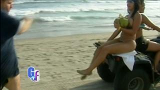 Vida Guerra feet photo thumbnail