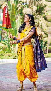 Shraddha Kapoor feet photo thumbnail