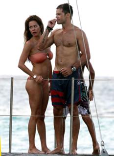 Brooke Burke feet photo thumbnail