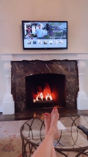 Chanel West Coast feet photo thumbnail