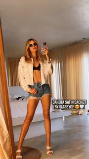 Madison Reed feet photo thumbnail